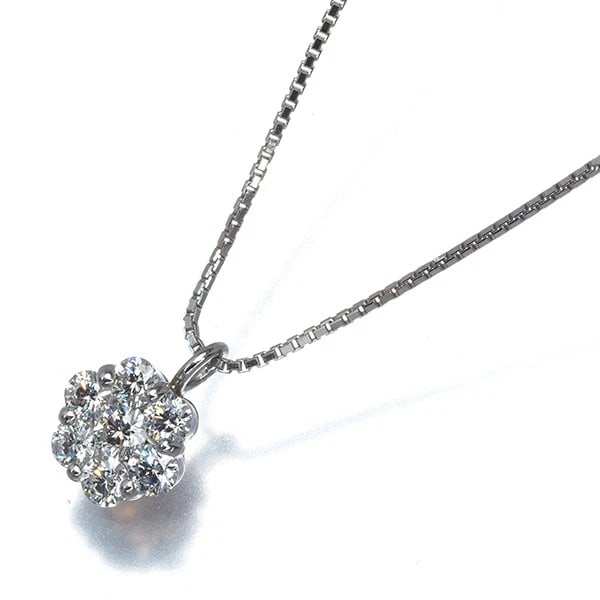 DIAMOND FLOWER CLOVER REVERSIBLE NECKLACE PT 900/PT 850/18K PG: Diamond Flower Clover Reversible Necklace Pt 900/Pt 850/18K PG Brand: Unbranded Type/Style: Necklace Material: Pt 900/Pt 850/18K PG, Main Stone Natural Color: Pt PG Size: Necklace length: 45cmAdjUS ta