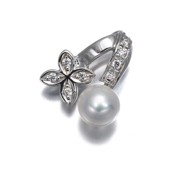 MIKIMOTO AKOYA PEARL DIAMOND FLOWER PENDANT 18K 750 WHITE GOLD: Mikimoto Akoya Pearl Diamond Flower Pendant 18K 750 White Gold Brand: MIKIMOTO Type/Style: Pendant Material: 18K 750 White Gold, Main Stone Cultured Color: White Gold Size: Design size: 12.0 x