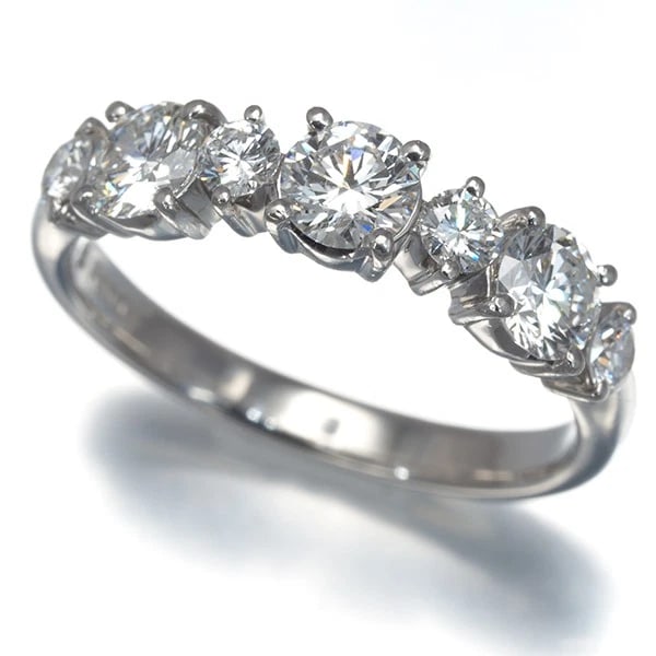 MONNICKENDAM DIAMOND RING 900 PLATINUM: MONNICKENDAM Diamond Ring 900 Platinum Brand: MONNICKENDAM Type/Style: Ring Material: 900 Platinum, Main Stone Natural Color: Platinum Size: US 6-6.25 Accessories: None Accessories Notice: