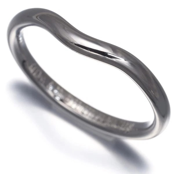 TIFFANY&CO. CURVED BAND RING 950 PLATINUM: Tiffany&Co. Curved Band Ring 950 Platinum Brand: Tiffany & Co. Type/Style: Ring Material: 950 Platinum, Color: Platinum Size: US 5.25-5.5 Accessories: None Accessories Notice: When purchas