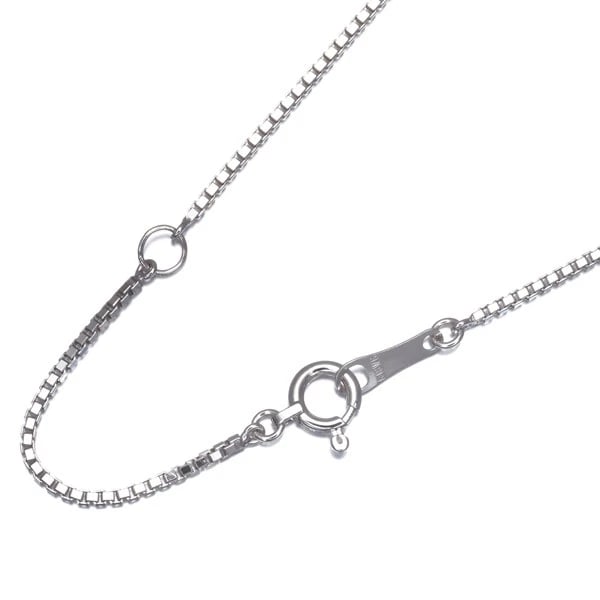 BOX CHAIN NECKLACE 18K 750 WHITE GOLD: Box Chain Necklace 18K 750 White Gold Brand: Unbranded Type/Style: Necklace Material: 18K 750 White Gold, Color: White Gold Size: Necklace length: 35 / 39cmNecklace width: 2.0mmClasp width: 2.7mm