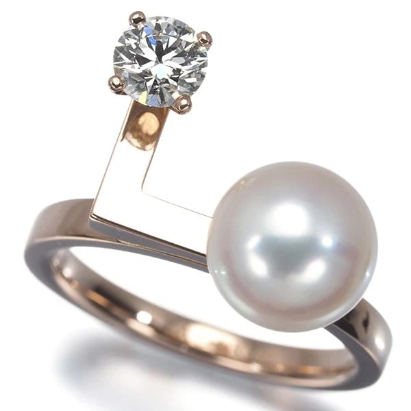 TASAKI AKOYA PEARL DIAMOND BALANCE NOTE RING 18K RG: TASAKI Akoya Pearl Diamond Balance Note Ring 18K RG Brand: TASAKI Type/Style: Ring Material: 18K 750 White Gold, Main Stone Cultured Color: White Gold Size: US 6.5 - 6.75 Accessories: None