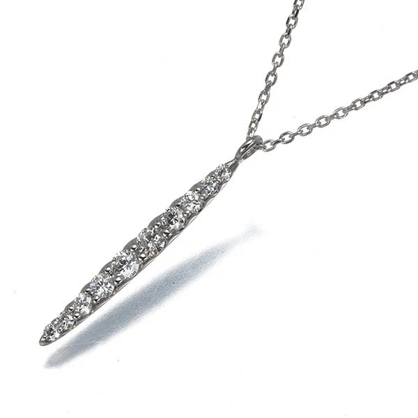 CHARMY DIAMOND 10P NECKLACE 900 850 PLATINUM: CHARMY Diamond 10P Necklace 900 850 Platinum Brand: CHARMY Type/Style: Necklace Material: 18K 750 Rose Gold, Main Stone Natural Color: Rose Gold Size: Necklace length: 45cmAdjUS table to short length 