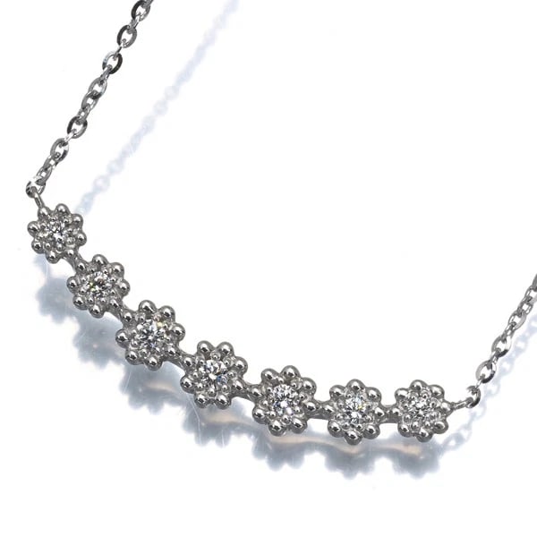 DIAMOND FLOWER NECKLACE 900 850 PLATINUM: Diamond Flower Necklace 900 850 Platinum Brand: Unbranded Type/Style: Necklace Material: 900 850 Platinum, Main Stone Natural Color: Platinum Size: Necklace length: 49cmAdjUS table to short length wit