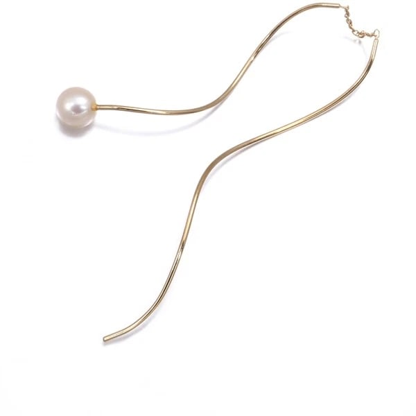 TASAKI FRESHWATER PEARL WAVE AMERICAN SINGLE EARRING 18K YG: TASAKI Freshwater Pearl Wave American Single Earring 18K YG Brand: TASAKI Type/Style: Single Earring Material: 18K YG, Main Stone Cultured Color: Yellow Gold Size: Earring total length: 117.0mm Ac
