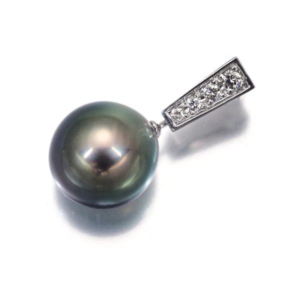 MIKIMOTO PENDANT BLACK SOUTH SEA PEARL 18K WG: Mikimoto Pendant Black South Sea Pearl 18K WG Brand: MIKIMOTO Type/Style: Pendant Material: 18K / 750 / White Gold, Main Stone Cultured Color: White Gold Size: Total length of the pendant including