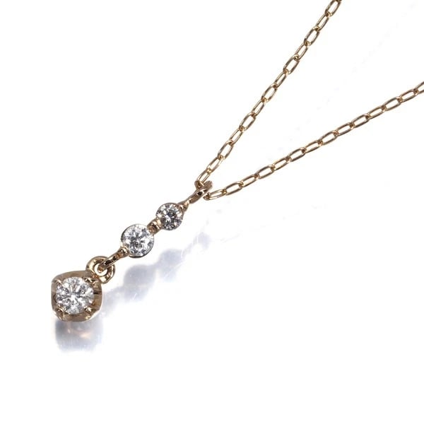 NECKLACE DIAMOND 18K 750 ROSE GOLD: Necklace Diamond 18K 750 Rose Gold Brand: Unbranded Type/Style: Necklace Material: 18K/ 750 Rose Gold, Main Stone Natural Color: Rose Gold Size: Necklace length: 37 / 40cm Pendant size: 11.2 x 3.4mm
