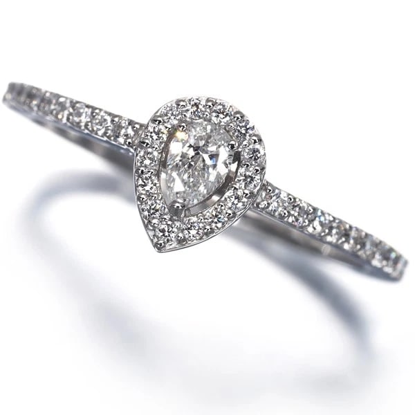 PONTE VECCHIO RING DIAMOND PT 950: Ponte Vecchio Ring Diamond Pt 950 Brand: Ponte Vecchio Type/Style: Ring Material: 950 / Platinum, Main Stone Natural Color: Silver Size: US5.75-6 Accessories: None Accessories Notice: When