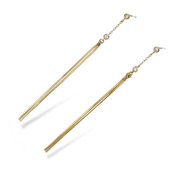 VENDOME EARRINGS DIAMOND 18K 750 YELLOW GOLD: VENDOME Earrings Diamond 18K 750 Yellow Gold Brand: VENDOME Type/Style: Earring Material: 18K / 750 / Yellow Gold, Main Stone Natural Color: Yellow Gold Size: Design size: 54.5 x 2.0mm Accessories