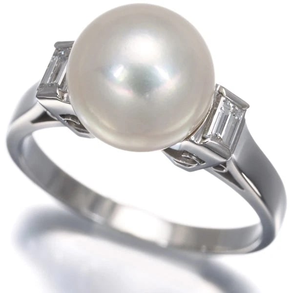 MIKIMOTO RING AKOYA PEARL PT 900: Mikimoto Ring Akoya Pearl Pt 900 Brand: MIKIMOTO Type/Style: Ring Material: 900 / Platinum, Main Stone Cultured Color: Silver Size: US5.75-6 Accessories: None Accessories Notice: When purc
