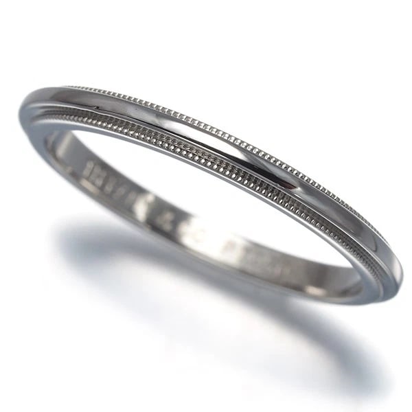 TIFFANY&CO. RING MILGRAIN 950 PLATINUM: Tiffany&Co. Ring Milgrain 950 Platinum Brand: Tiffany & Co. Type/Style: Ring Material: 950 / Platinum, Color: Silver Size: US5.5-5.75 Accessories: None Accessories Notice: When purchasing pre-owned