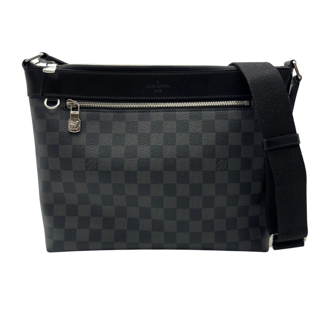 LOUIS VUITTON MICK PM SHOULDER BAG: LOUIS VUITTON Mick PM Shoulder Bag Brand: LOUIS VUITTON Type/Style: Shoulder Bag Material: Damier Graphite Color: black Size: W11.8 x H9.8x D3.1inch Accessories: None Accessories Notice: W