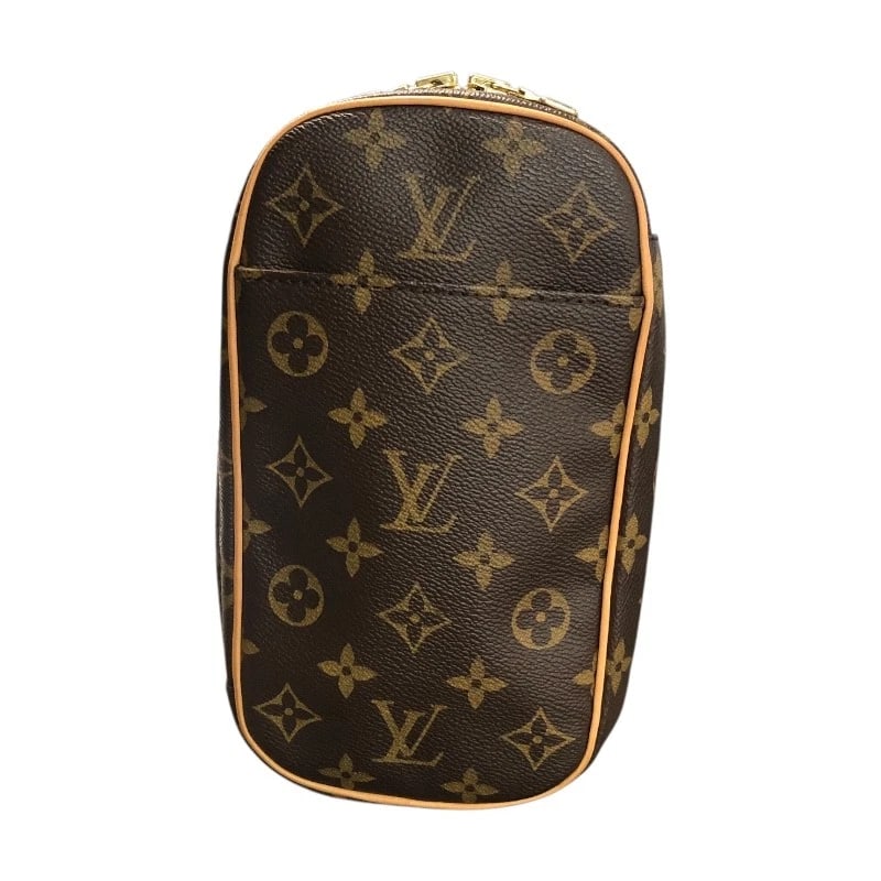 LOUIS VUITTON POCHETTE GANGE BODY BAG: LOUIS VUITTON Pochette Gange body bag Brand: LOUIS VUITTON Type/Style: body bag Material: Monogram canvas Color: Brown Size: W4.7 x H8.7x D1.8inch Shoulder:-45.3inch Accessories: None Acce