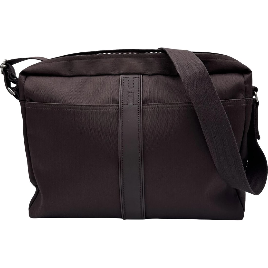HERMES ACAPULCO BASAS SHOULDER BAG: HERMES Acapulco Basas Shoulder Bag Brand: HERMES Type/Style: Shoulder Bag Material: Towar Color: Brown SilverHardware Size: W15.0 x H10.6x D3.1inch Shoulder:57.1inch Accessories: None Acce