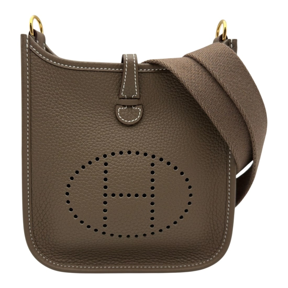 HERMES EVELYN SHOULDER BAG: HERMES Evelyn Shoulder Bag Brand: HERMES Type/Style: Shoulder Bag Material: Taurillon Clemence Color: Etup Gold Hardware Size: W6.3 x H7.1x D2.0inch Shoulder:43.3inch Accessories: None Accessories