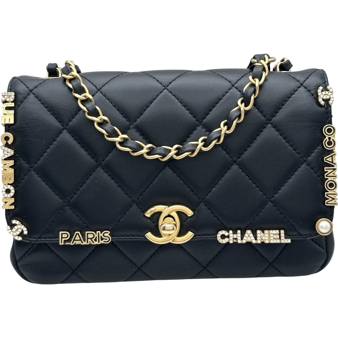 CHANEL SINGLE MINI FLAP CHAIN SHOULDER BAG: CHANEL Single Mini Flap Chain Shoulder Bag Brand: CHANEL Type/Style: Shoulder Bag Material: Calfskin Color: Black Gold Hardware Size: W7.9 x H5.1x D2.4inch Shoulder:47.2inch Accessories: None
