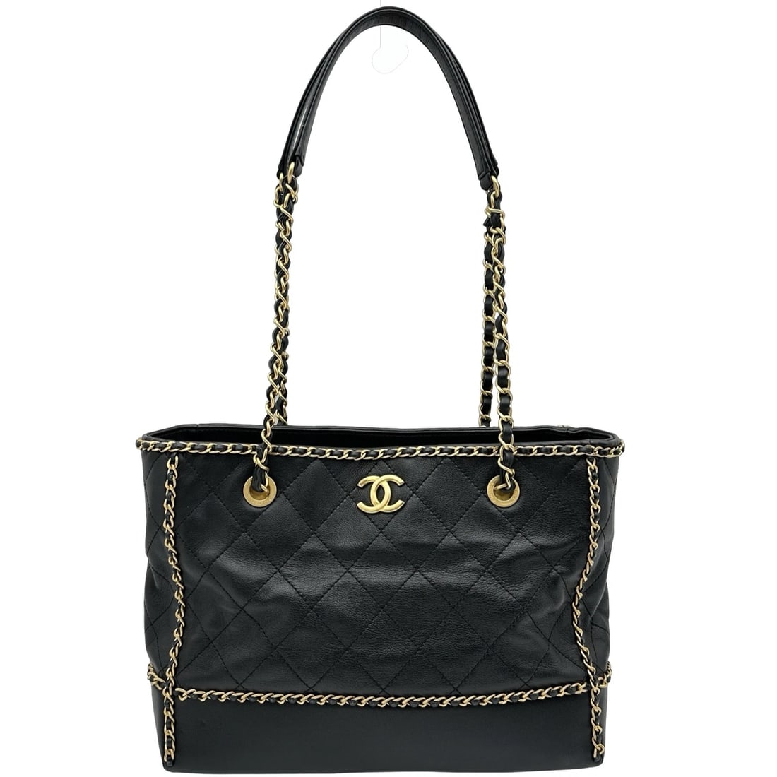 CHANEL COCO MARKCHAIN ROUND TOTE BAG: CHANEL COCO MarkChain Round Tote Bag Brand: CHANEL Type/Style: Tote Bag Material: Calfskin Color: Black Gold Hardware Size: W9.8 x H7.9x D3.7inch Accessories: None Accessories Notice: When purchasing