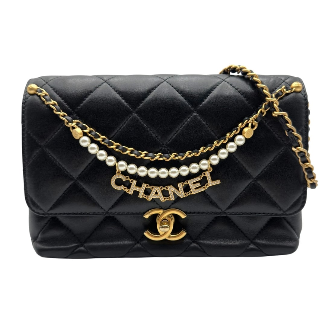 CHANEL MATELASSE LOGO CHAIN SHOULDER BAG: CHANEL Matelasse Logo Chain Shoulder Bag Brand: CHANEL Type/Style: Shoulder Bag Material: AS5011 Color: Black Gold Hardware Size: W9.1 x H5.9x D3.3inch Shoulder:42.5inch Accessories: None Accessories