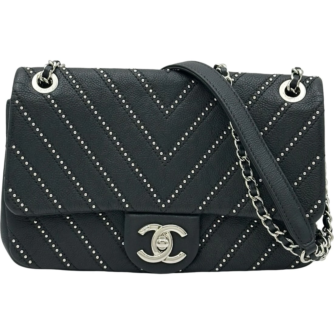 CHANEL CHEVRON CHAIN SHOULDER SHOULDER BAG: CHANEL Chevron Chain Shoulder Shoulder Bag Brand: CHANEL Type/Style: Shoulder Bag Material: Calfskin Color: Black SilverHardware Size: W8.3 x H5.7x D2.0inch Shoulder:26.4inch Accessories: None