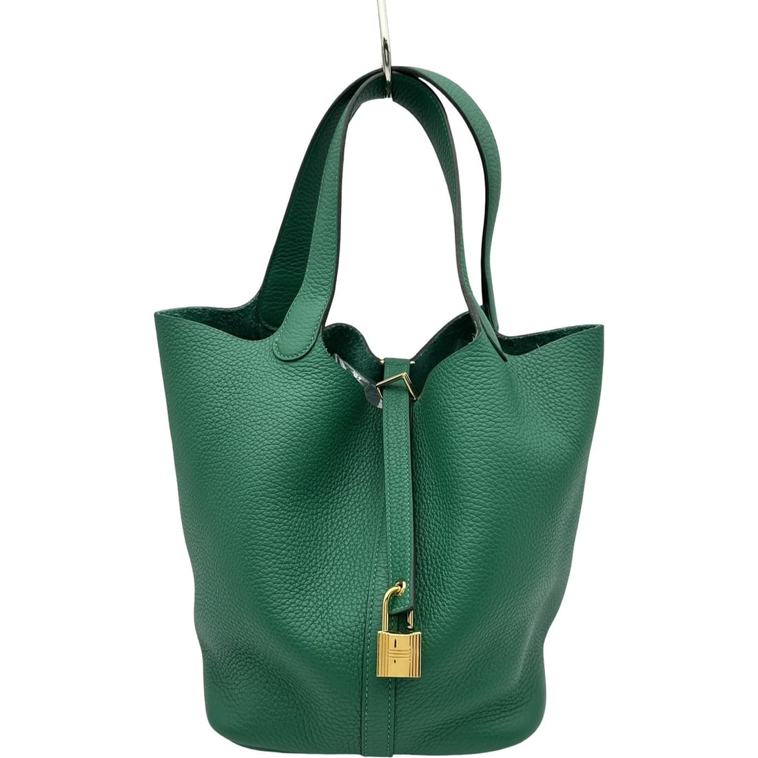 HERMES PICO TAN LOCK HANDBAG: HERMES Pico Tan Lock Handbag Brand: HERMES Type/Style: Handbag Material: Taurillon Clemence Color: Vert Moyen Gold Hardware Size: W8.7 x H8.7x D7.1inch Accessories: None Accessories Notice: When