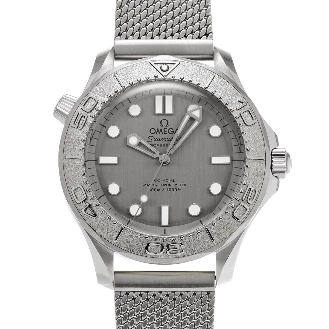 OMEGA SEAMASTER DIVER CO-AXIAL MASTER CHRONOMETER WATCH: OMEGA Seamaster Diver Co-axial Master Chronometer Watch Brand: OMEGA Type/Style: Wristwatch Material: Band Material Stainless Steel, Case Material Stainless Steel Color: Dial Color Gray Size: Case