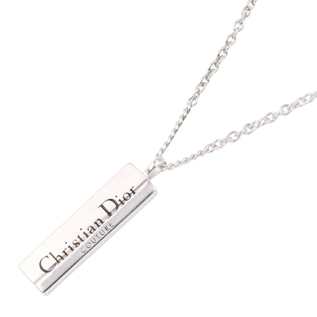 DIOR LOGO NECKLACE PENDANT SILVER925: Dior Logo Necklace Pendant Silver925 Brand: Dior Type/Style: Necklace Material: Silver925, Color: Silver Size: Size Neck rotation?54.5~58.5cm(21.5") Motif W?10mm x H?40mm(0.4" x 1.6") Accessories: