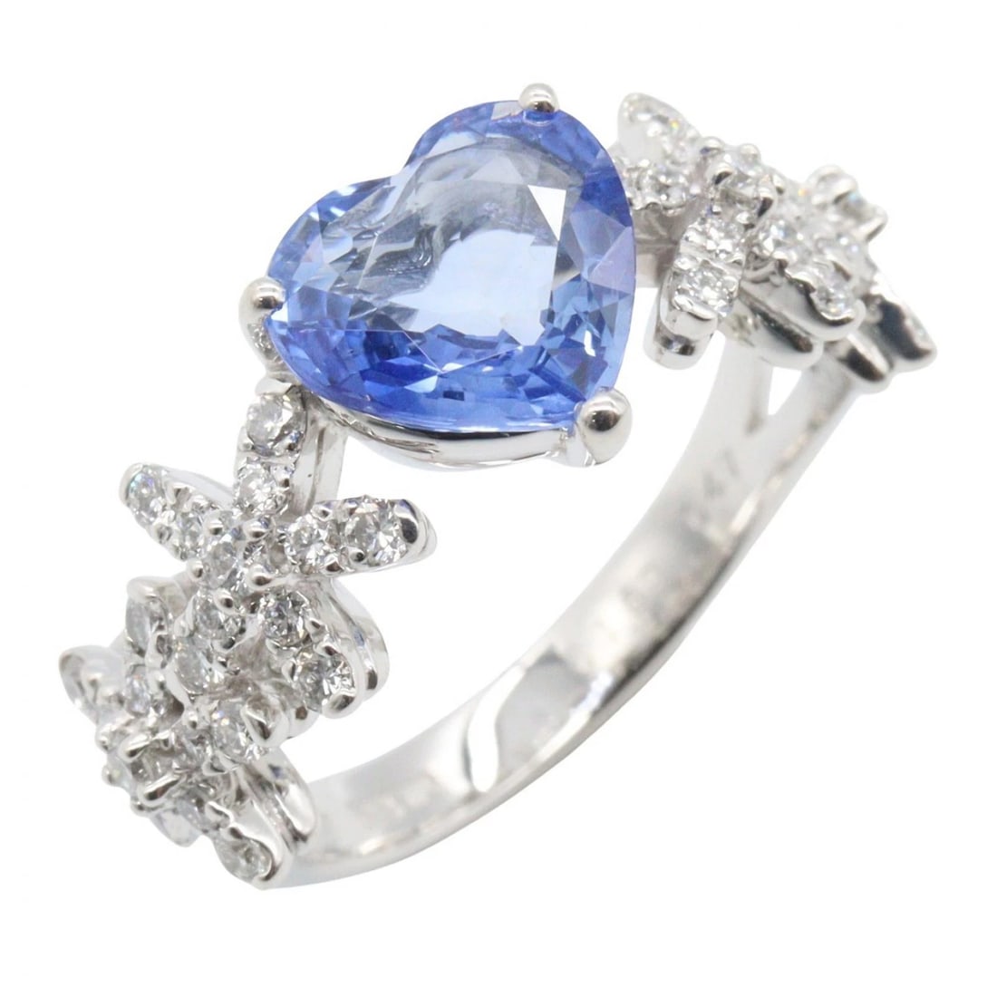 PONTE VECCHIO SAPPHIRE DIAMOND RING 18KWG: Ponte Vecchio Sapphire Diamond Ring 18KWG Brand: Ponte Vecchio Type/Style: Ring Material: K18WG?White Gold?, Main Stone Sapphire Color: Silver Size: US size 5.25 Accessories: None Accessor
