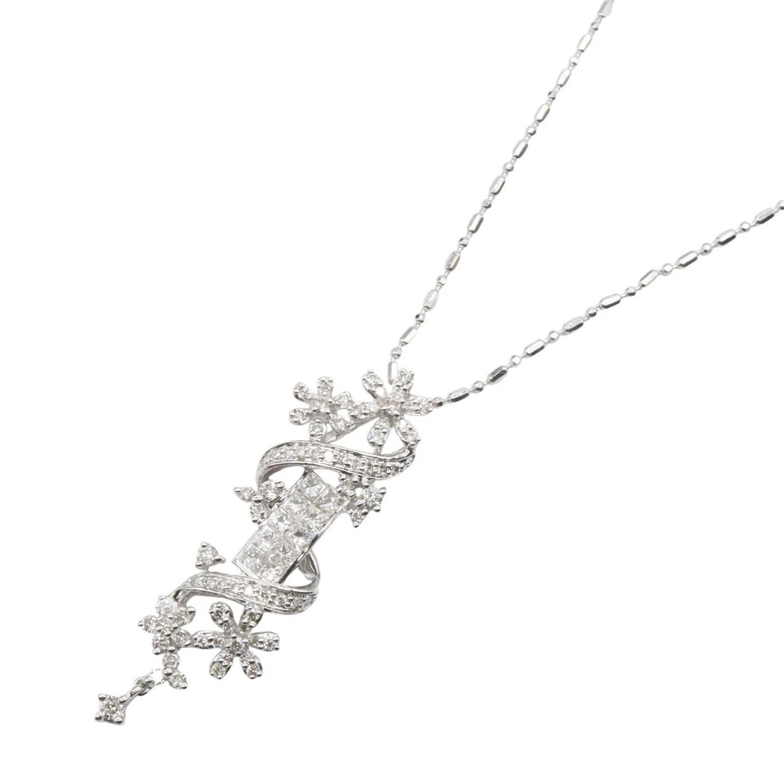 JEWELRY DIAMOND NECKLACE PENDANT (1 of 3)