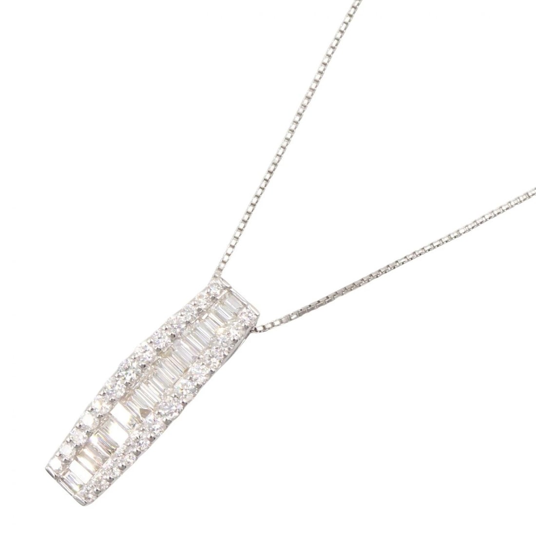 JEWELRY DIAMOND PENDANT NECKLACE: JEWELRY Diamond Pendant Necklace Brand: JEWELRY Type/Style: Necklace Material: K18WG?White Gold?, Color: Silver Size: Size Neck rotation?43.5/47cm(17.1") Motif W?7mm x H?23mm(0.3" x 0.9")