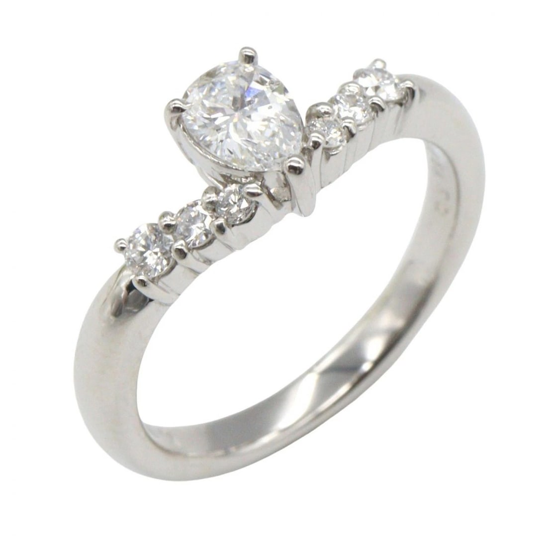 JEWELRY DIAMOND RING PT1000 PLATINUM: JEWELRY Diamond Ring PT1000 Platinum Brand: JEWELRY Type/Style: Ring Material: PT1000, Color: Silver Size: US size 5.25 Accessories: None Accessories Notice: When purchasing pre-owned goods, please