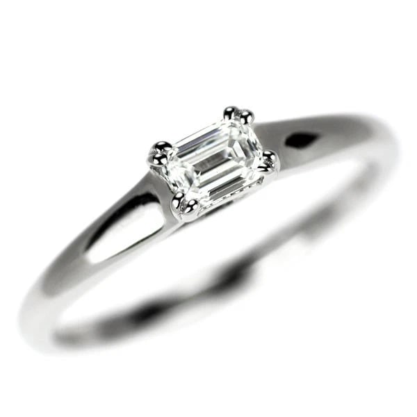 PT950 EMERALD CUT DIAMOND RING: Pt950 Emerald Cut Diamond Ring Brand: None Type/Style: Ring Material: Pt950, Main Stone Natural/emerald Color: None Size: 6.25 - 6.5 US Accessories: None Accessories Notice: When purchasing pre-owned