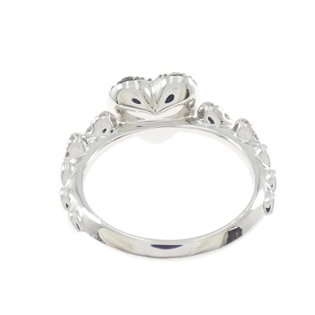 K18WG HEART DIAMOND RING - 3
