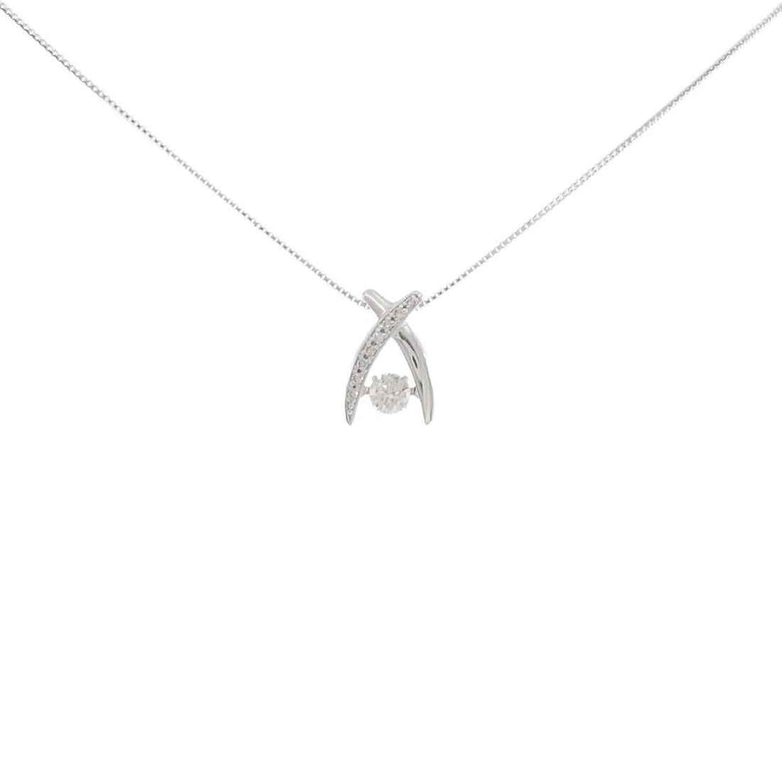 K18WG DIAMOND NECKLACE: K18WG Diamond Necklace Brand: Unbranded Type/Style: Diamond Necklace Material: K18 white gold, Main Stone Natural Color: WG Size: Length: 45cm Accessories: None Accessories Notice: When purchasing