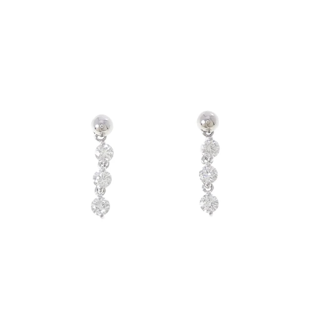 PT900 DIAMOND PIERCED EARRINGS: PT900 Diamond Pierced Earrings Brand: Unbranded Type/Style: Diamond Pierce/Earring Material: Platinum900, Main Stone Natural Color: PT Size: Actual Size: Approximate dimensions (height x width):
