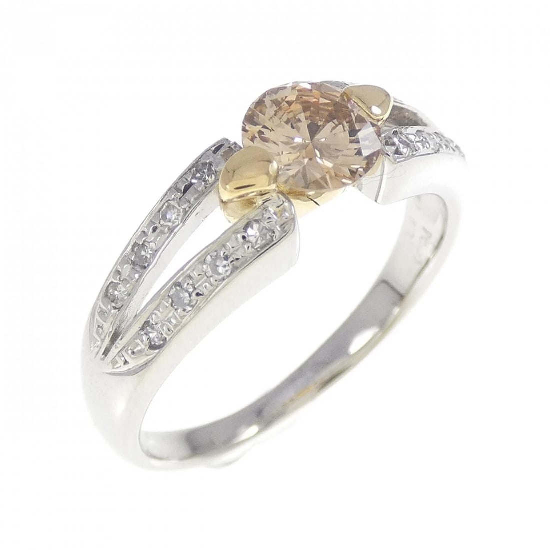 PT900/K18YG DIAMOND RING: PT900/K18YG Diamond Ring Brand: Unbranded Type/Style: Diamond Ring Material: Platinum 900 / K18 yellow gold, Main Stone Natural Color: PT, YG Size: US7 1/4 Accessories: None Accessories Notice: When