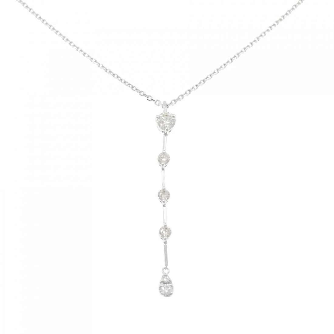 K18WG DIAMOND NECKLACE: K18WG Diamond Necklace Brand: Unbranded Type/Style: Diamond Necklace Material: K18 white gold, Main Stone Natural Color: WG Size: Length: 51cm Accessories: None Accessories Notice: When purchasing