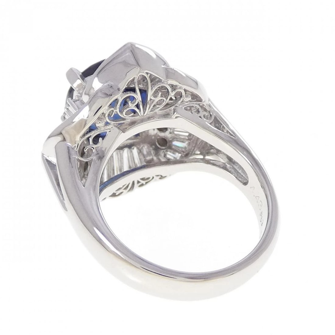 PT900 SAPPHIRE RING - 3