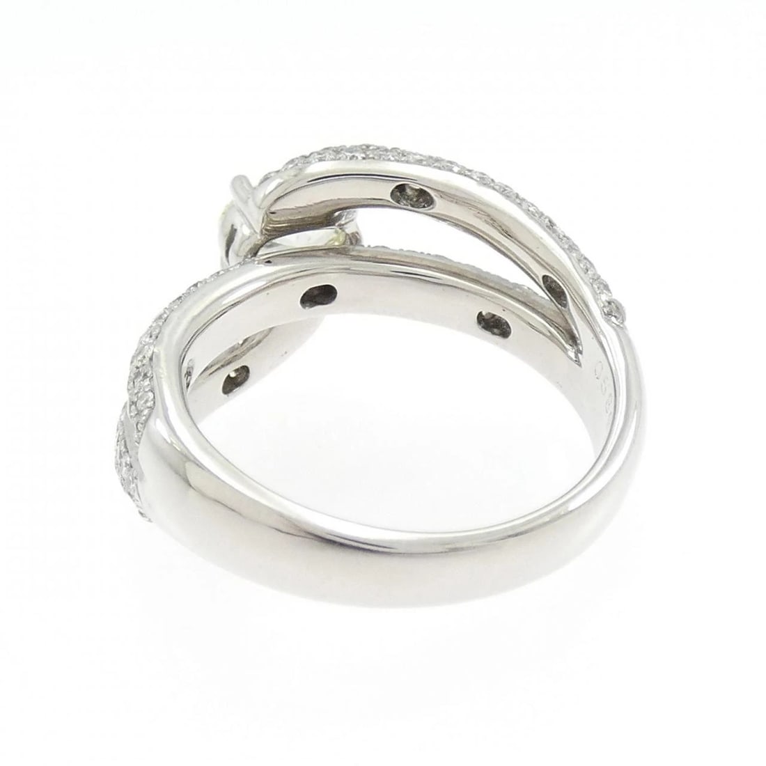 K18WG DIAMOND RING - 3