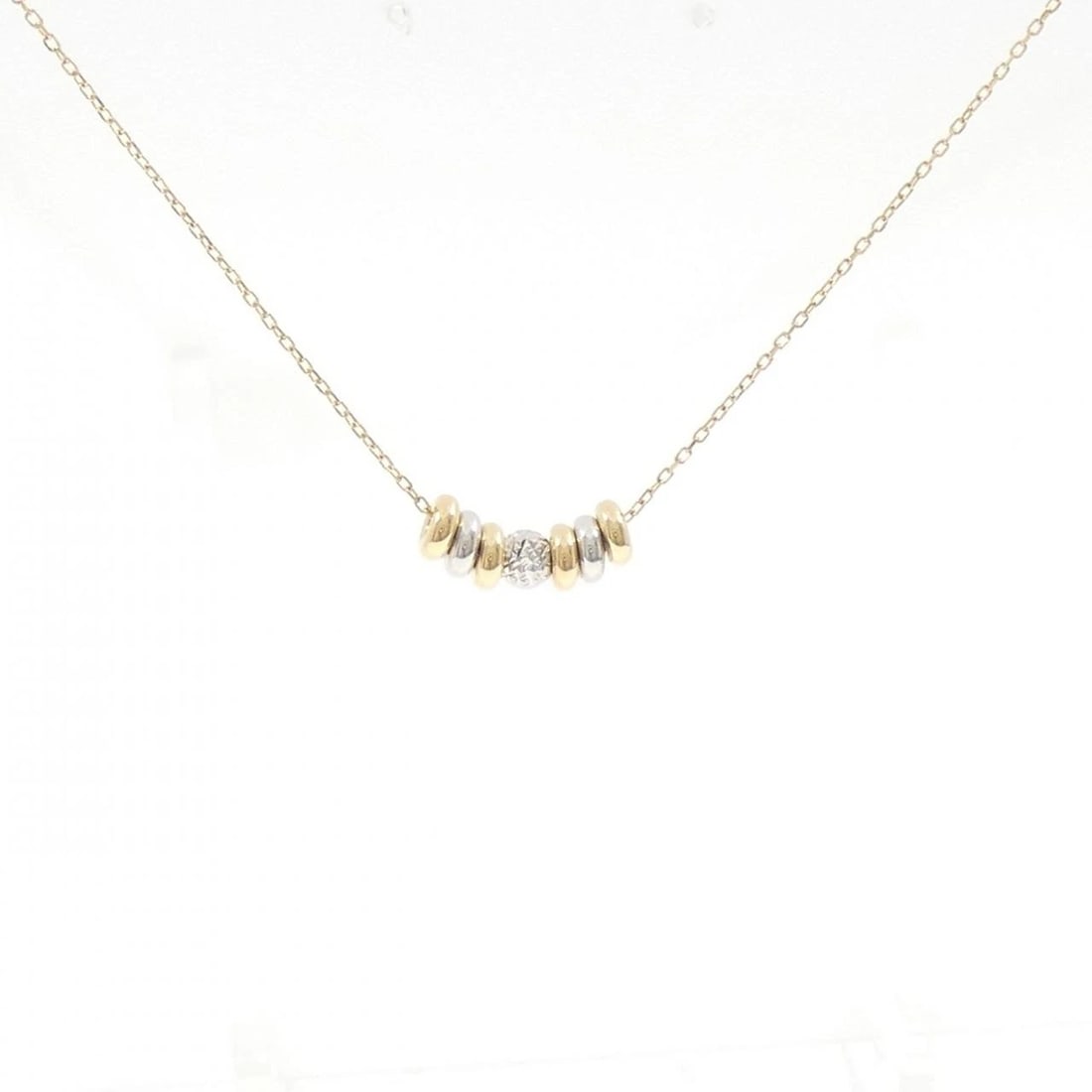 K18YG/K18WG NECKLACE: K18YG/K18WG Necklace Brand: Unbranded Type/Style: Necklace Material: 18K Yellow Gold/18K White Gold, Color: YG, WG Size: Length: 43cm Accessories: None Accessories Notice: When purchasing pre-owned