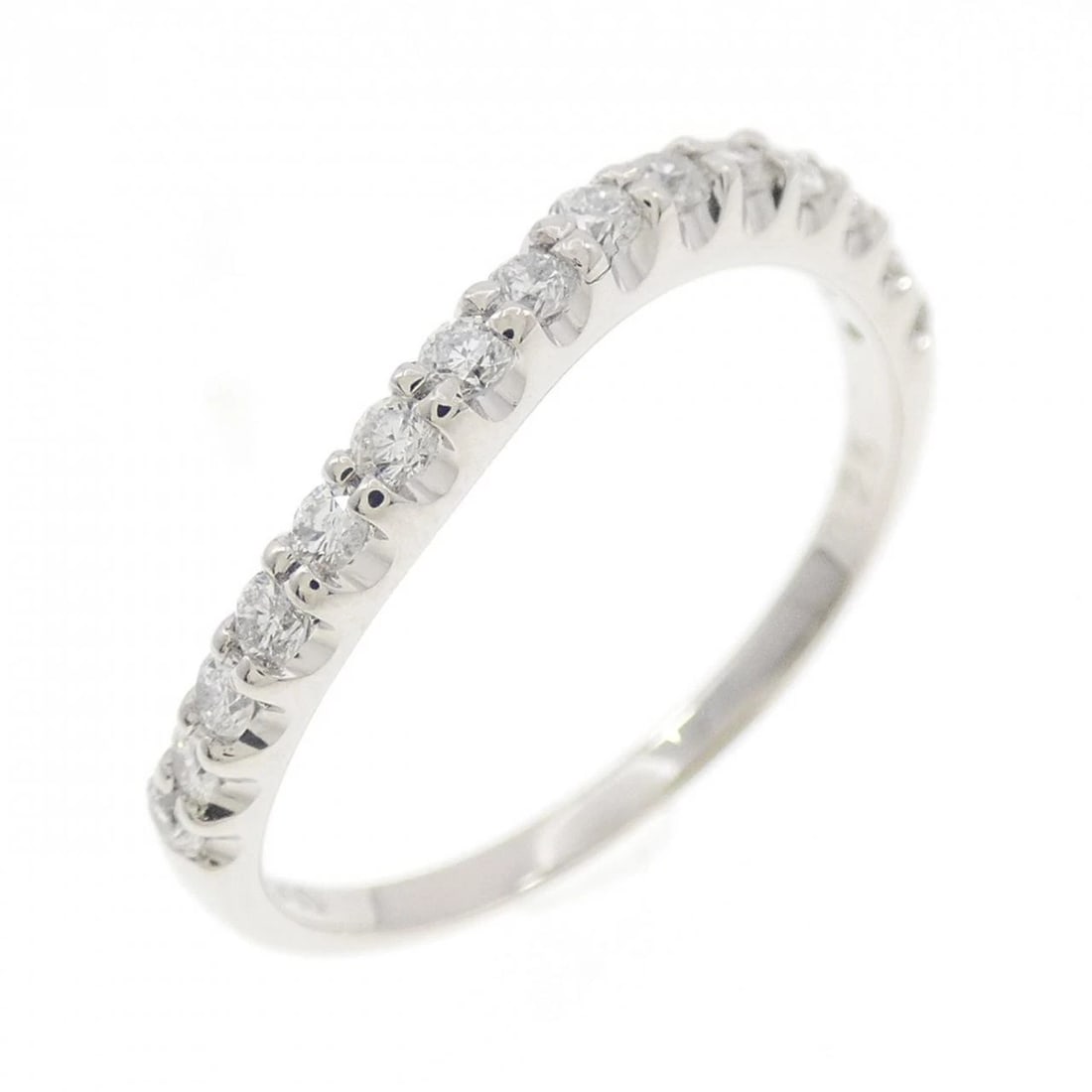 PT900 DIAMOND RING: PT900 Diamond Ring Brand: Unbranded Type/Style: Diamond Ring Material: Platinum900, Main Stone Natural Color: PT Size: US5 1/4 Accessories: None Accessories Notice: When purchasing pre-owned goods,