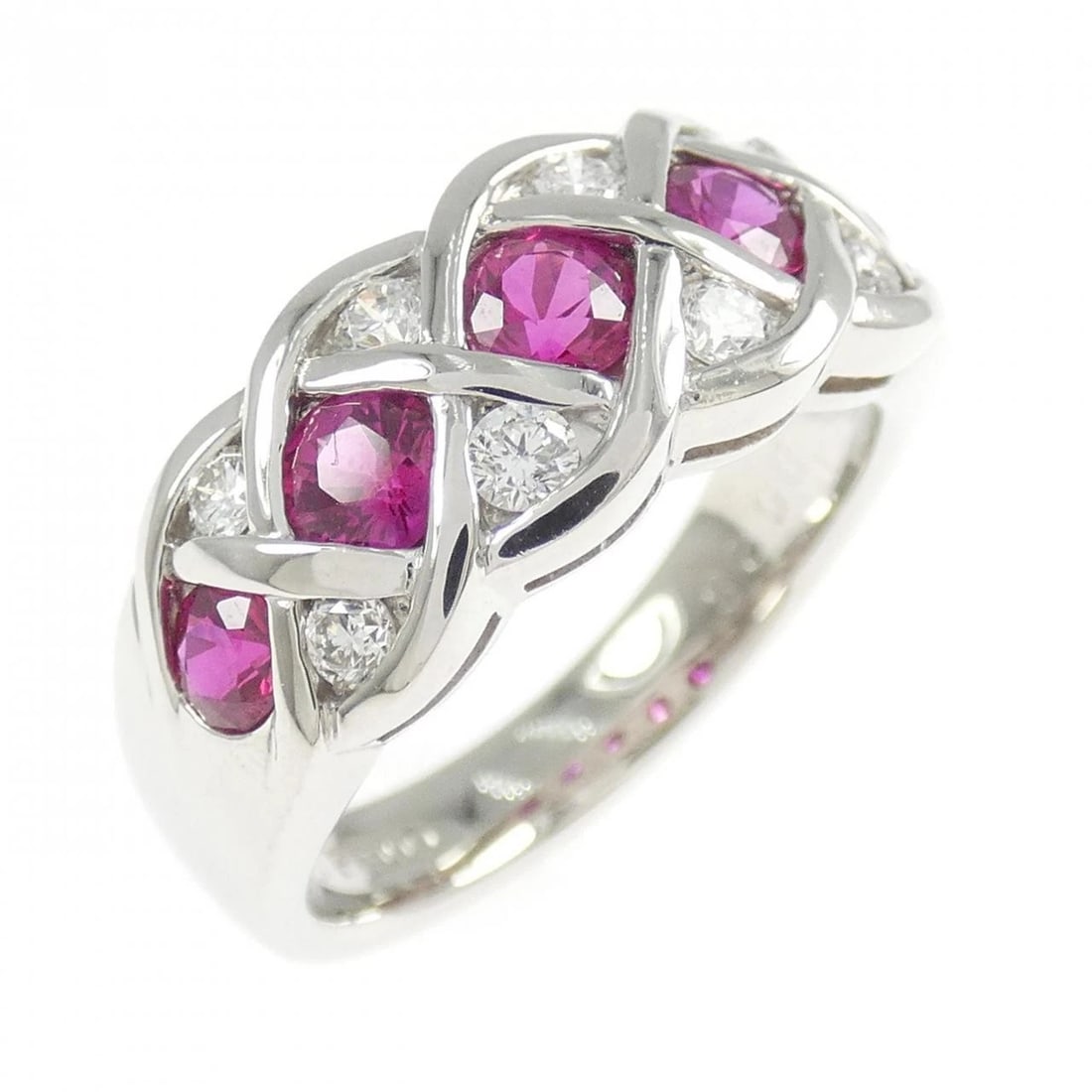 PT900 RUBY RING: PT900 Ruby Ring Brand: Unbranded Type/Style: Ruby Ring Material: Platinum900, Main Stone Ruby, Natural Color: PT Size: US6 1/4 Accessories: None Accessories Notice: When purchasing pre-owned goods,