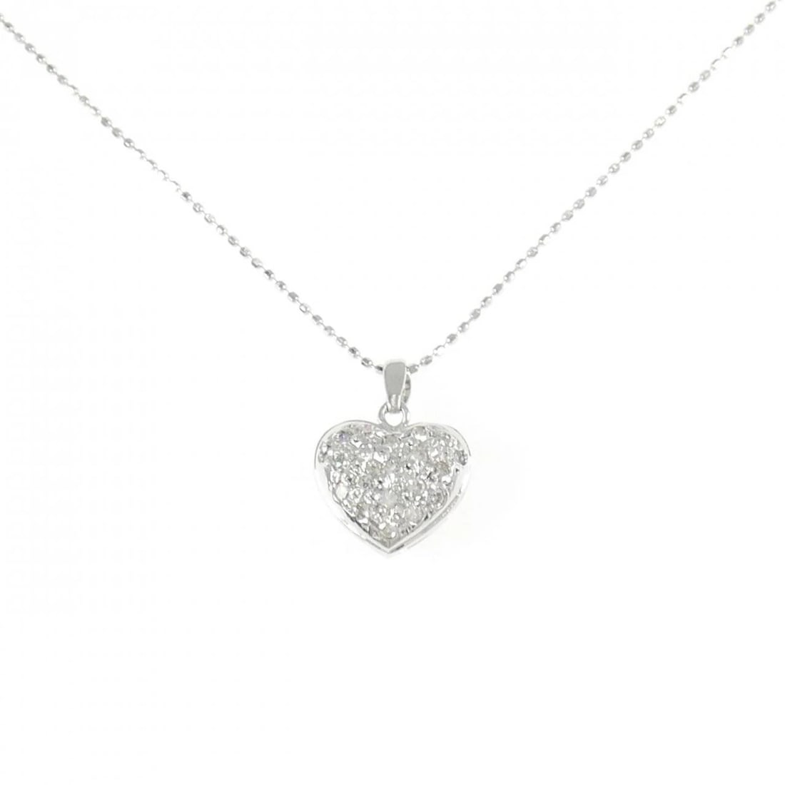 K14WG DIAMOND NECKLACE: K14WG Diamond Necklace Brand: Unbranded Type/Style: Diamond Necklace Material: 14 white gold, Main Stone Natural Color: WG Size: Length: 40cm Accessories: None Accessories Notice: When purchasing