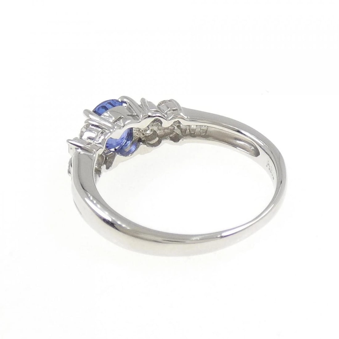 PT900 SAPPHIRE RING - 3