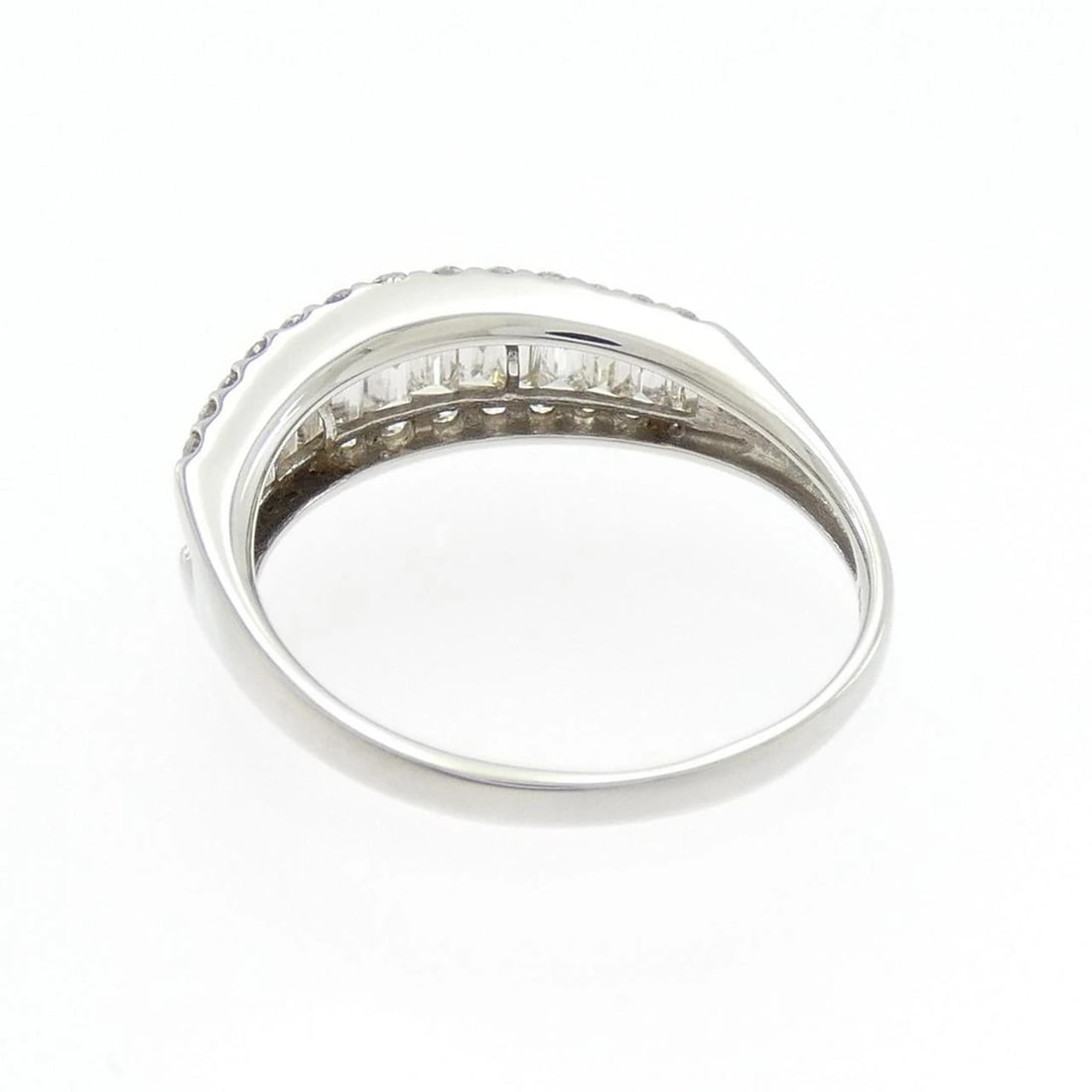 PT900 DIAMOND RING - 3