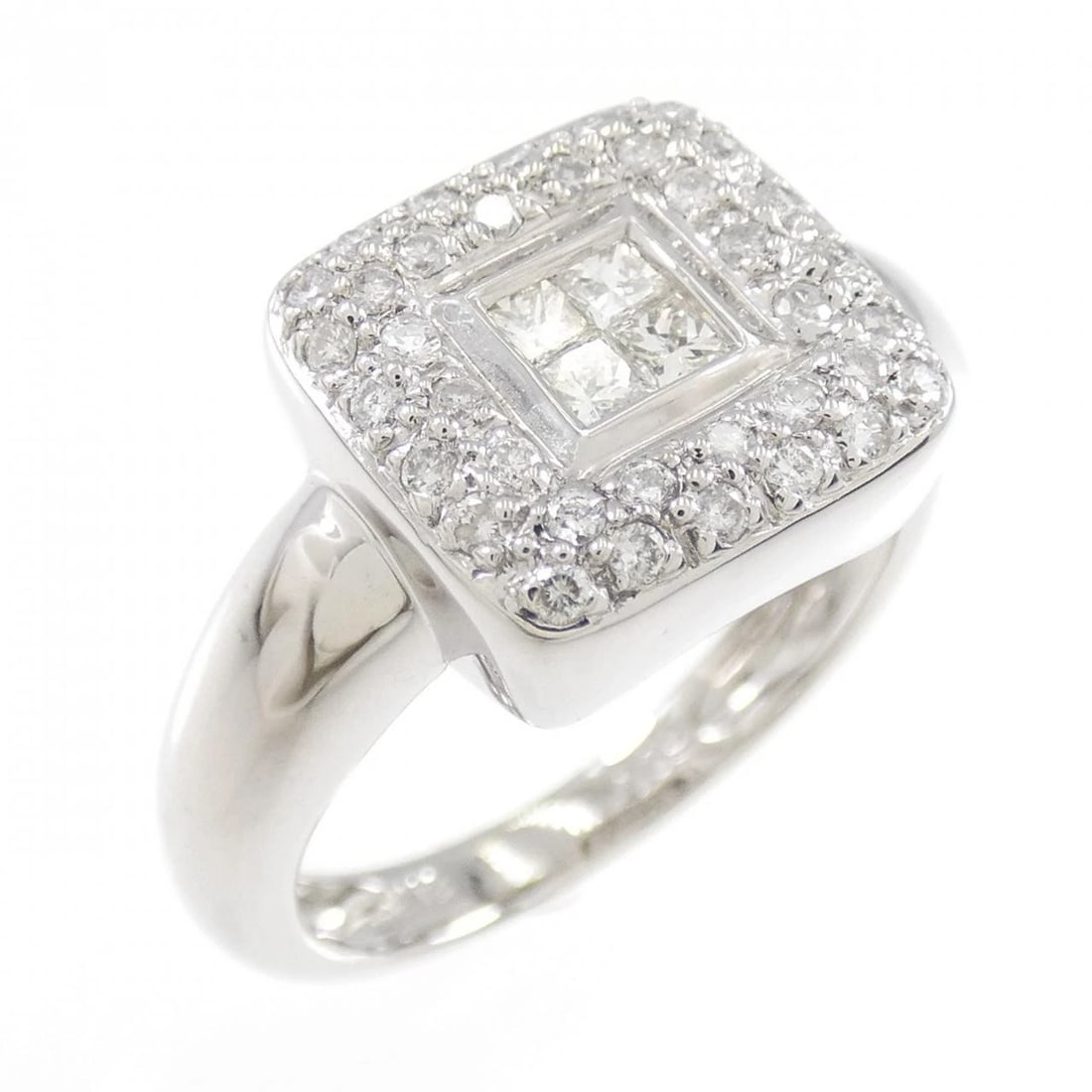 K18WG DIAMOND RING: K18WG Diamond Ring Brand: Unbranded Type/Style: Diamond Ring Material: K18 white gold, Main Stone Natural Color: WG Size: US6 1/4 Accessories: None Accessories Notice: When purchasing pre-owned