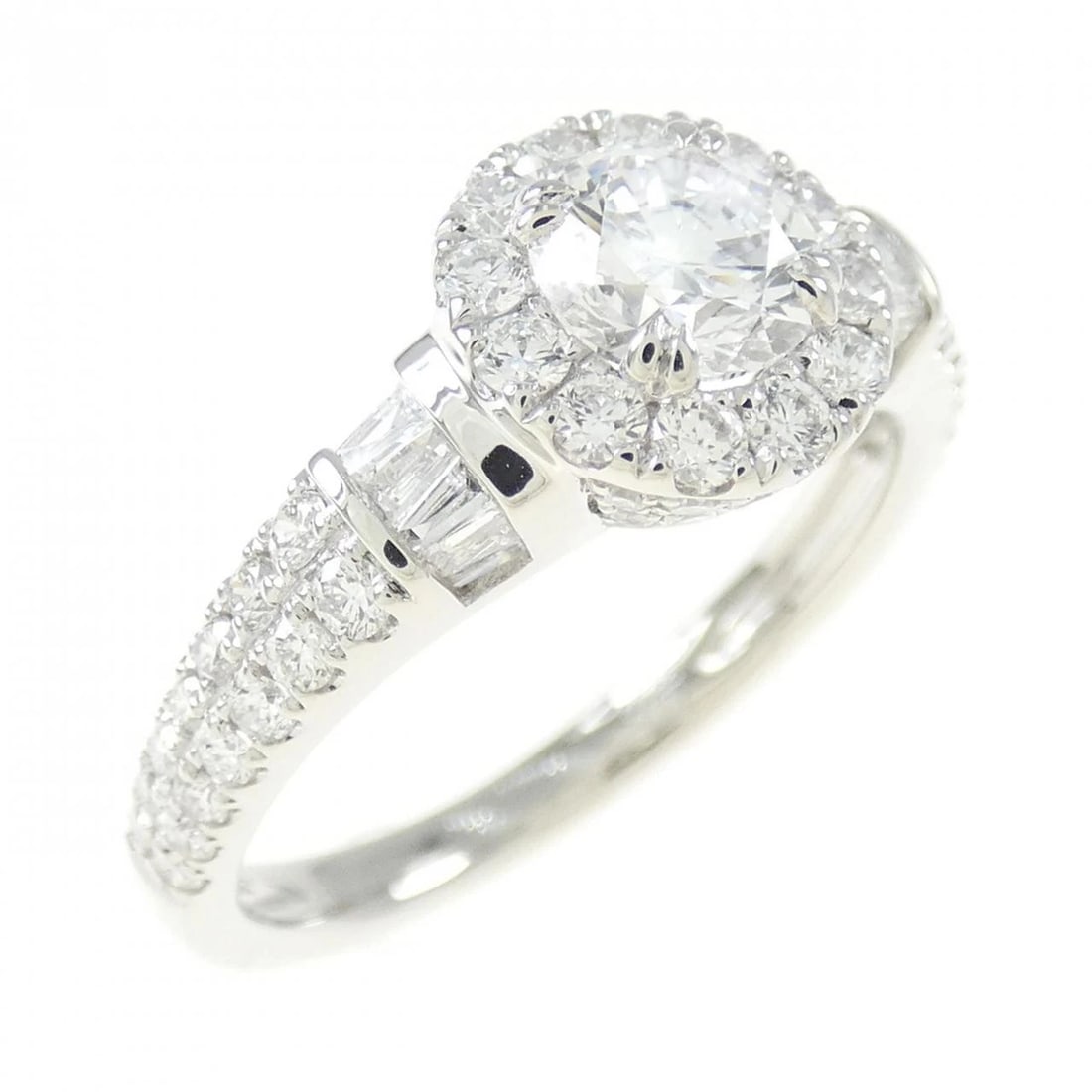 PT950 DIAMOND RING: PT950 Diamond Ring Brand: Unbranded Type/Style: Ring Material: Platinum950, Main Stone Natural Color: PT Size: US6 1/4 Accessories: None Accessories Notice: When purchasing pre-owned goods