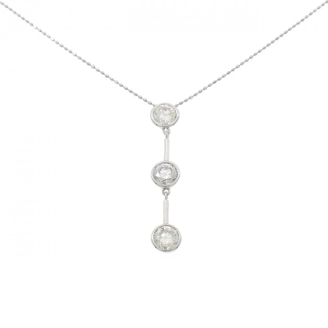 PT900/PT850 THREE STONE DIAMOND NECKLACE: PT900/PT850 Three Stone Diamond Necklace Brand: Unbranded Type/Style: Diamond Necklace Material: Platinum900/Platinum850, Main Stone Natural Color: PT Size: Length: 43cm Accessories: None Accessories