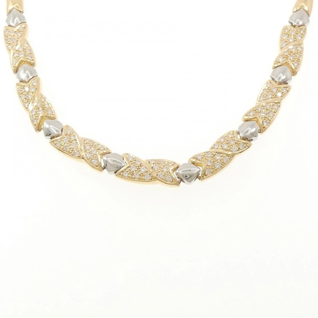 K18YG/PT850 DIAMOND NECKLACE (1 of 3)