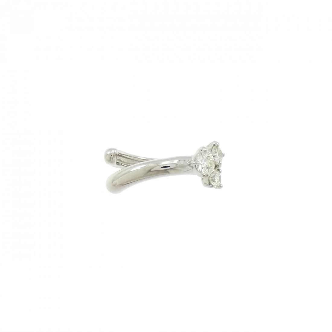 PT950 DIAMOND EAR CUFF (SINGLE): PT950 Diamond Ear Cuff (Single) Brand: Unbranded Type/Style: Diamond Pierce/Earring Material: Platinum950, Main Stone Natural Color: PT Size: Actual Size: Approx. height x width: 5.8mm x 14.5mm Ac