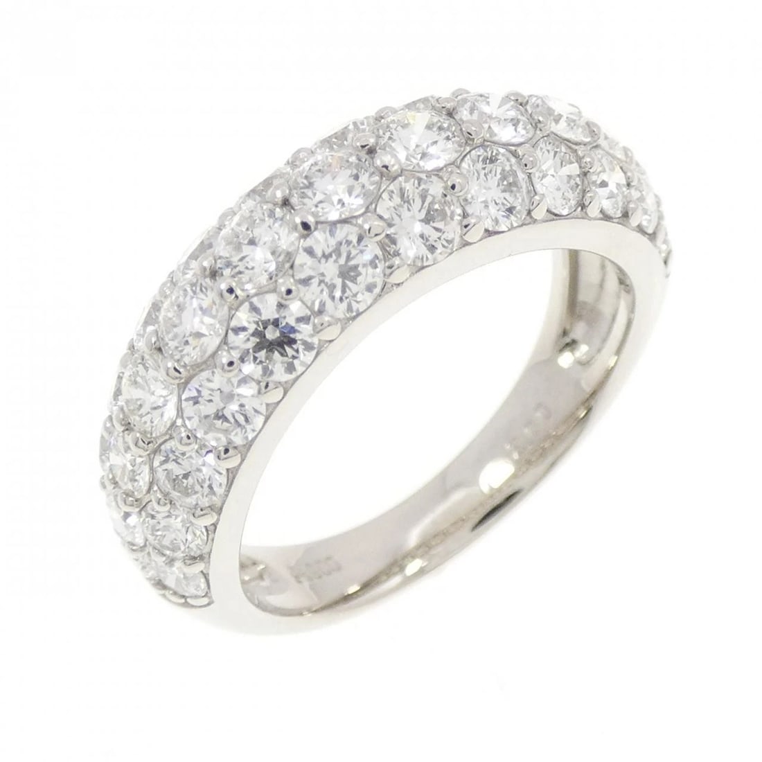 PT900 PAVE DIAMOND RING: PT900 Pave Diamond Ring Brand: Unbranded Type/Style: Diamond Ring Material: Platinum900, Main Stone Natural Color: PT Size: US5 3/4 Accessories: None Accessories Notice: When purchasing pre-owned